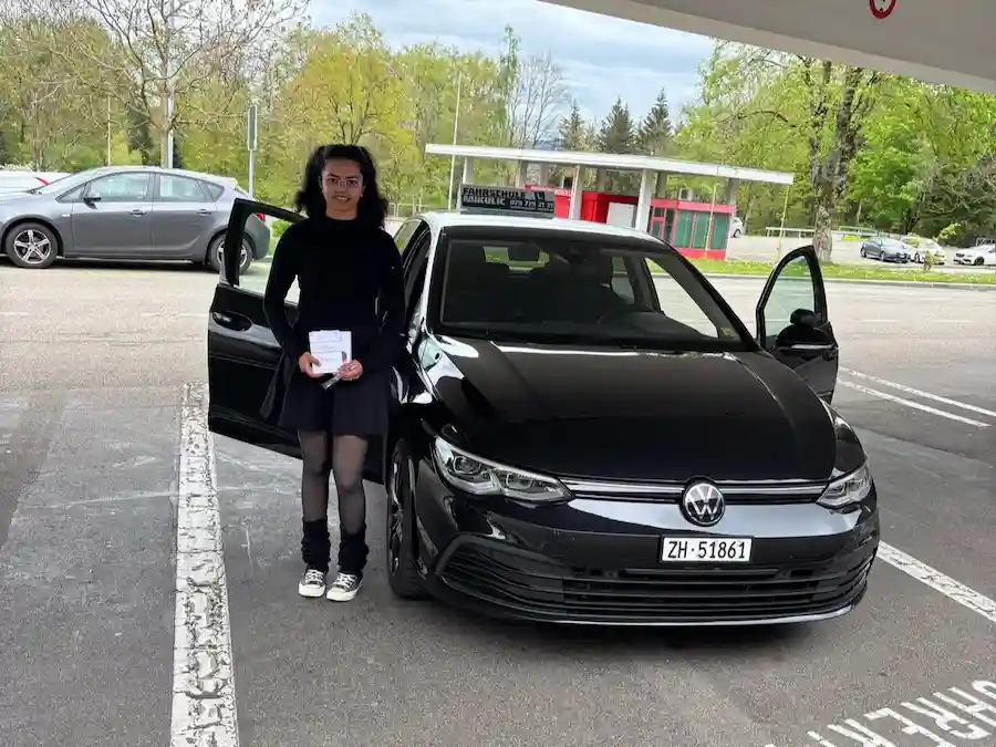 lerne Autofahren in Zürich Enge