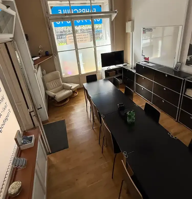 VKU Verkehrskunde Rueschlikon