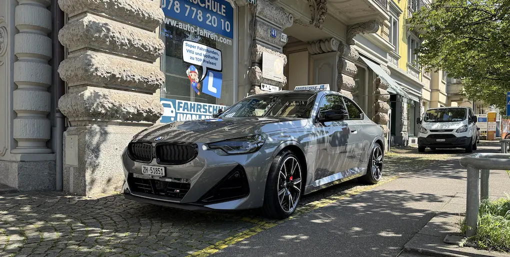 die-beste-fahrschule-in-zürich-enge-für-erfolgreiche-fahrstunden-und-eine-sichere-autoprüfung